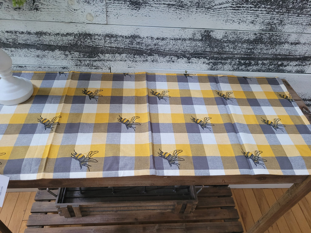 Bee Table Runner